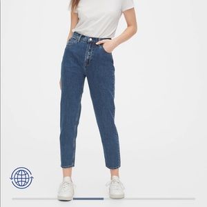 GAP Sky High Rise Mom Jeans with Washwell™